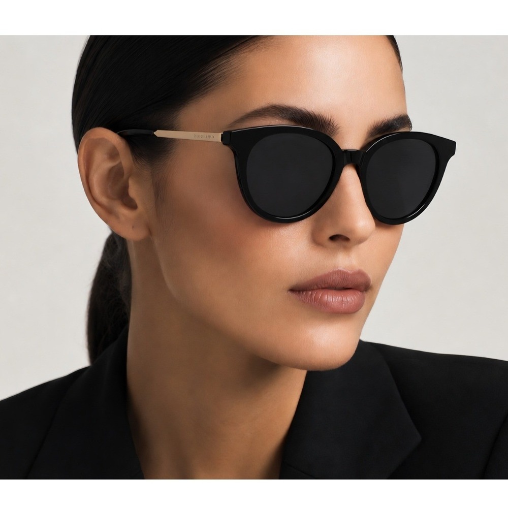 Oscar by Oscar de la Renta Womens Black Round Cat Eye Sunglasses Gold Temples